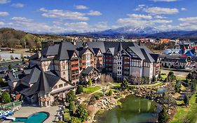 Christmas Hotel in Pigeon Forge