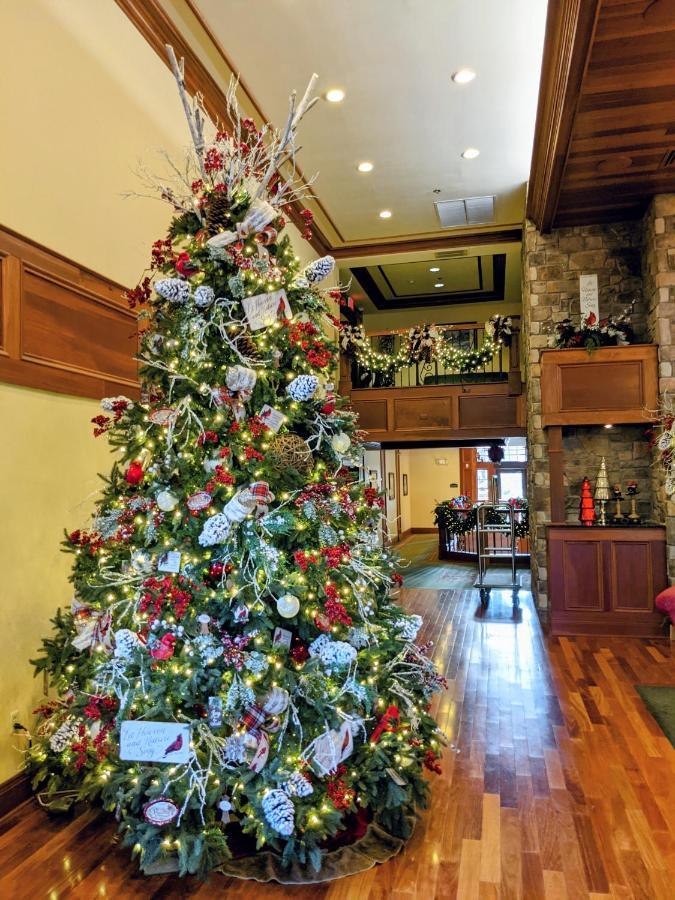 The Inn At Christmas Place Pigeon Forge Exterior photo